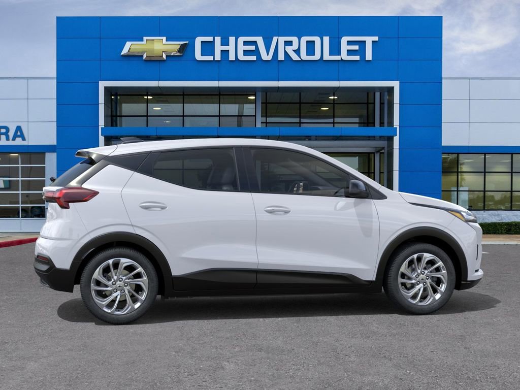 New 2027 Chevrolet Bolt LT w/ Comfort Package FWD image 5