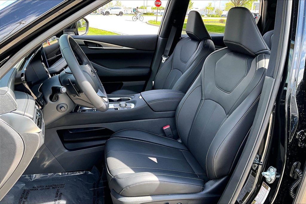 New 2027 INFINITI QX60 Sport w/ Dark Cargo Package AWD/4WD image 9