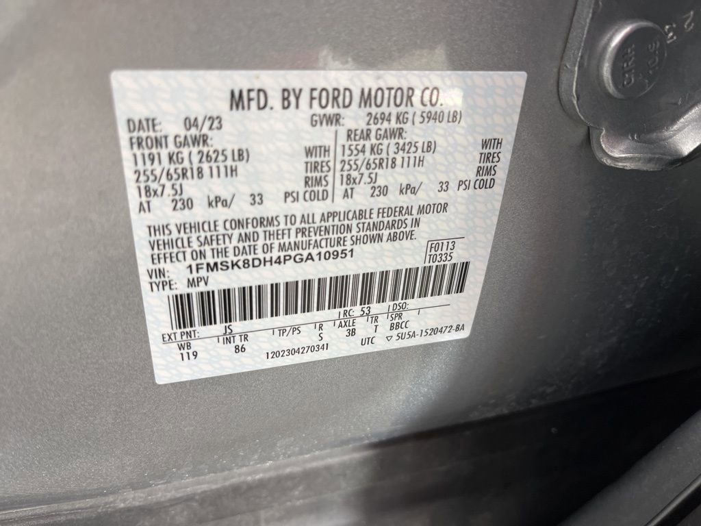 Used 2023 Ford Explorer XLT image 37