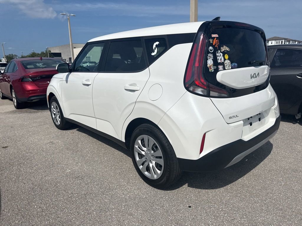 Used 2024 Kia Soul LX image 5