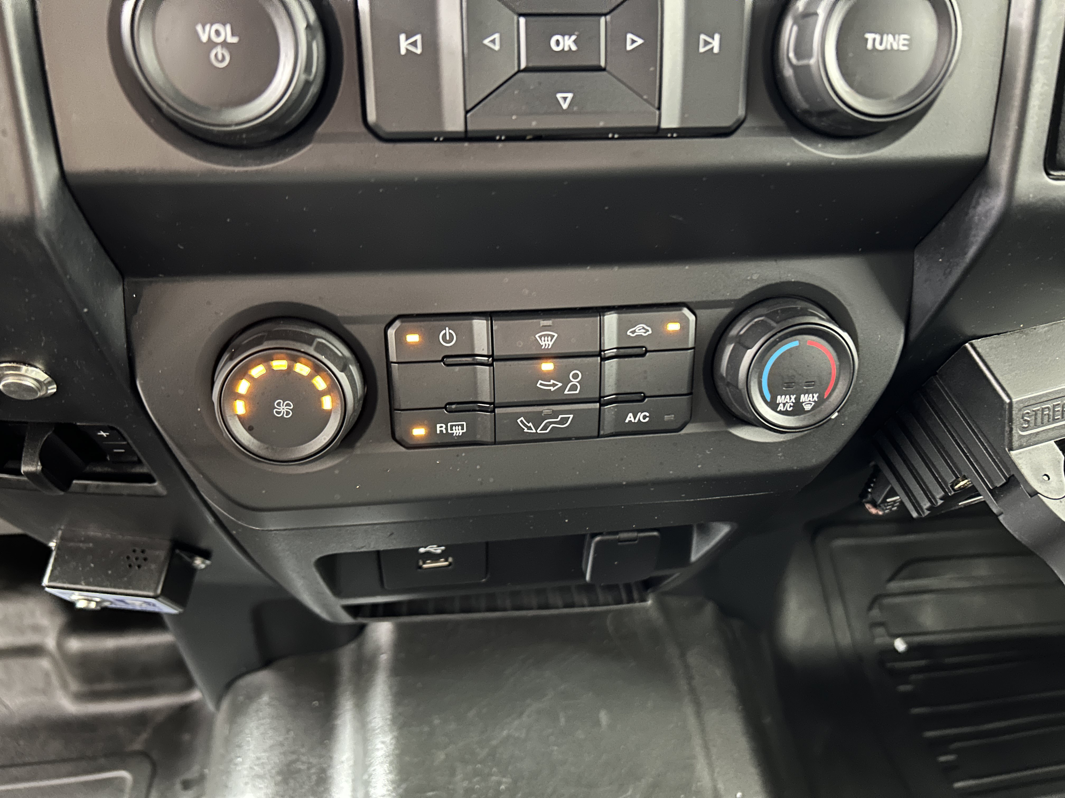 Used 2020 Ford F150 XL w/ XL Power Equipment Group AWD/4WD image 21