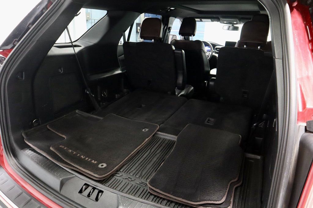 Certified 2022 Ford Explorer Platinum w/ Technology Package image 16
