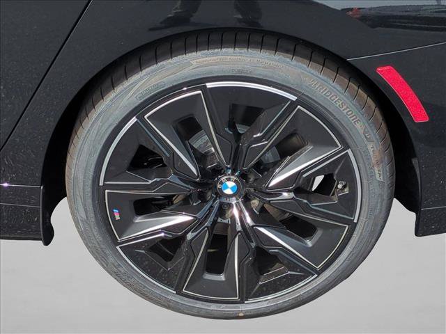 New 2026 BMW i7 xDrive60 w/ M Sport Package RWD image 10