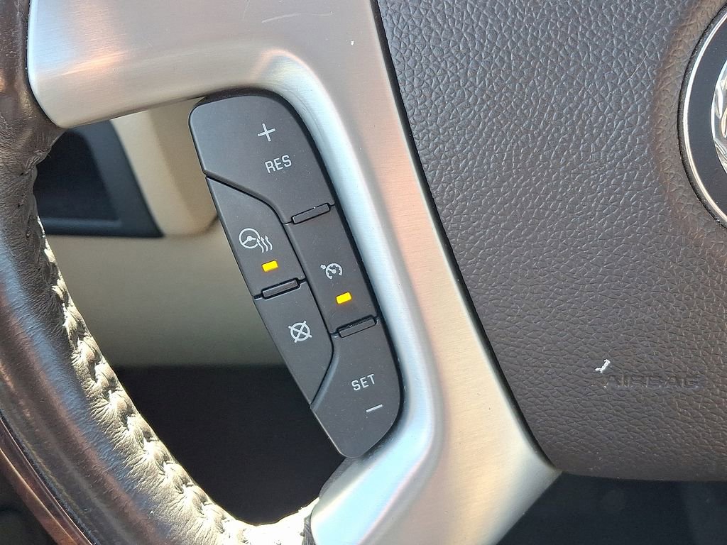 Used 2013 Cadillac Escalade Luxury image 23