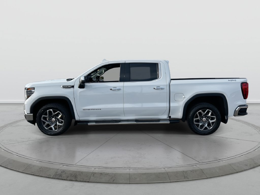 Used 2024 GMC Sierra 1500 SLT w/ SLT Premium Package AWD/4WD image 5