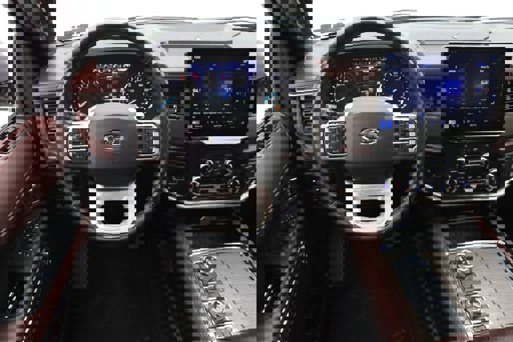 Used 2024 Ford Expedition Limited image 14