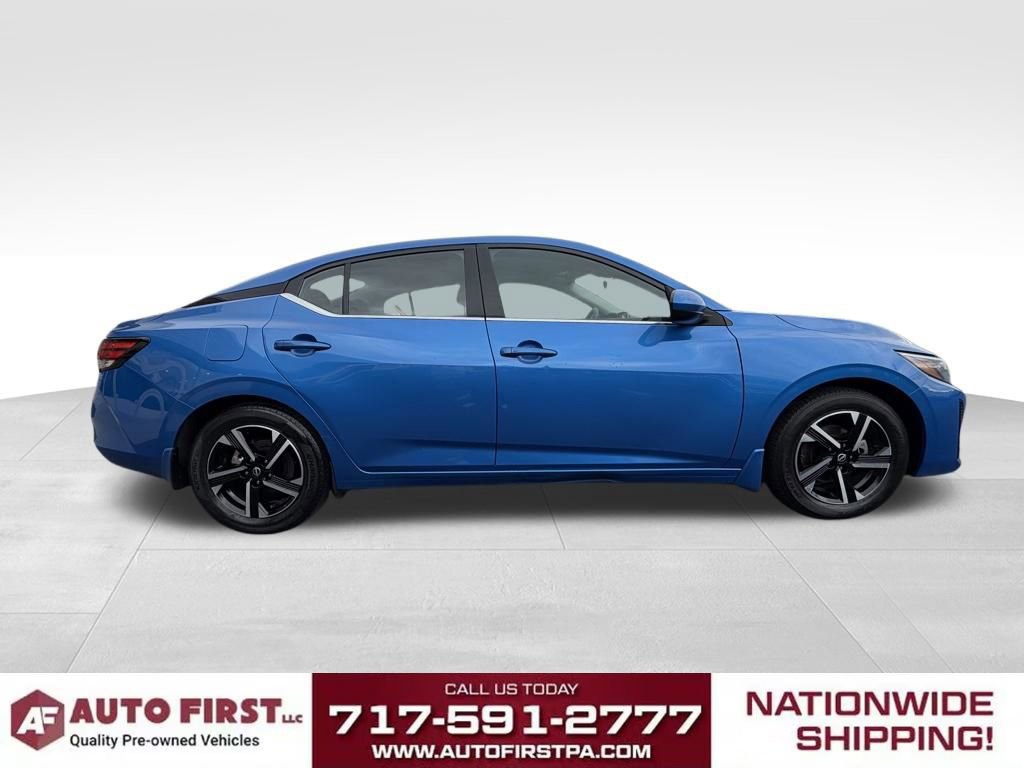 Used 2024 Nissan Sentra SV FWD image 2