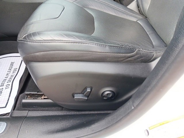 Used 2021 Jeep Cherokee Limited w/ Trailer Tow Group image 19