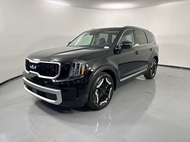 Used 2025 Kia Telluride EX image 2
