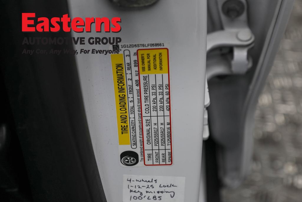 Used 2020 Chevrolet Malibu LT image 34