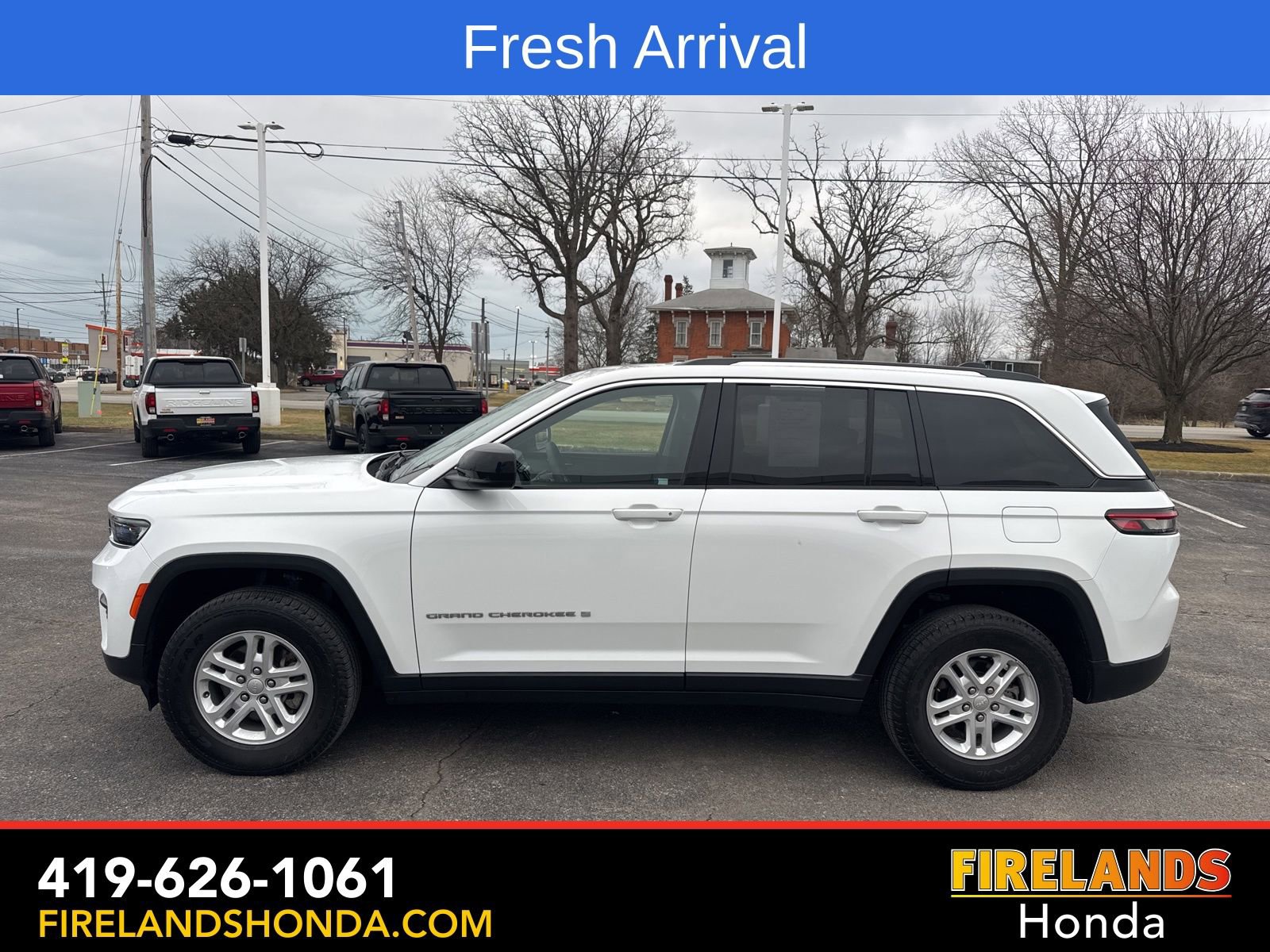 Used 2023 Jeep Grand Cherokee Laredo 360° Tour