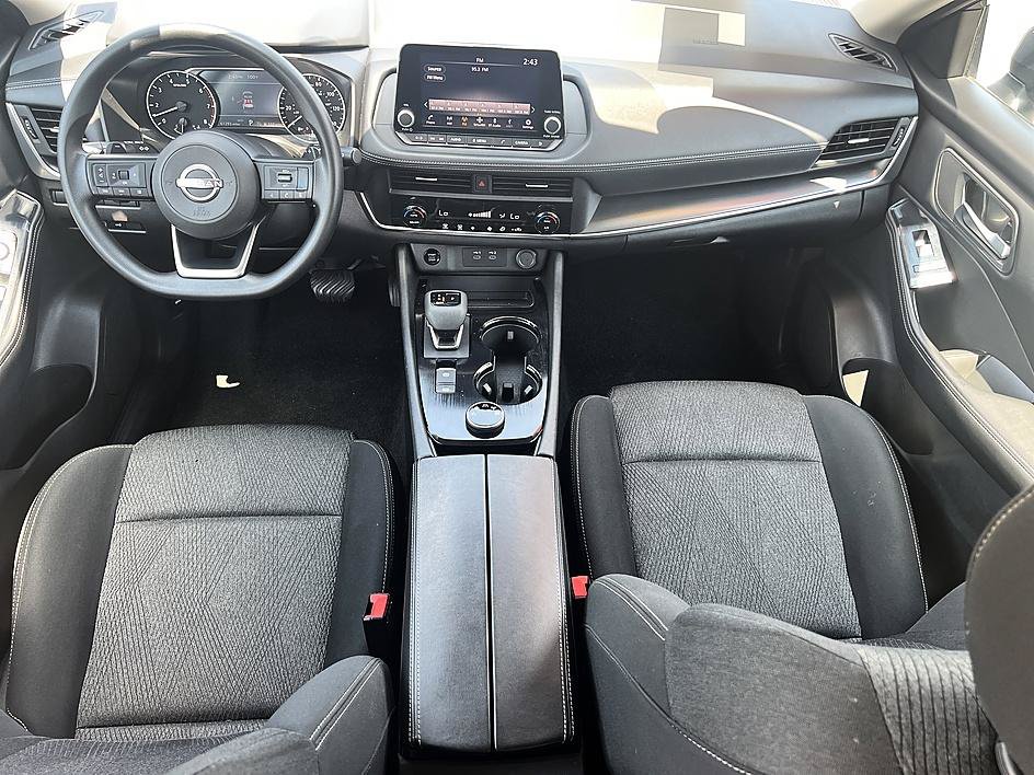 Certified 2024 Nissan Rogue SV AWD/4WD image 18