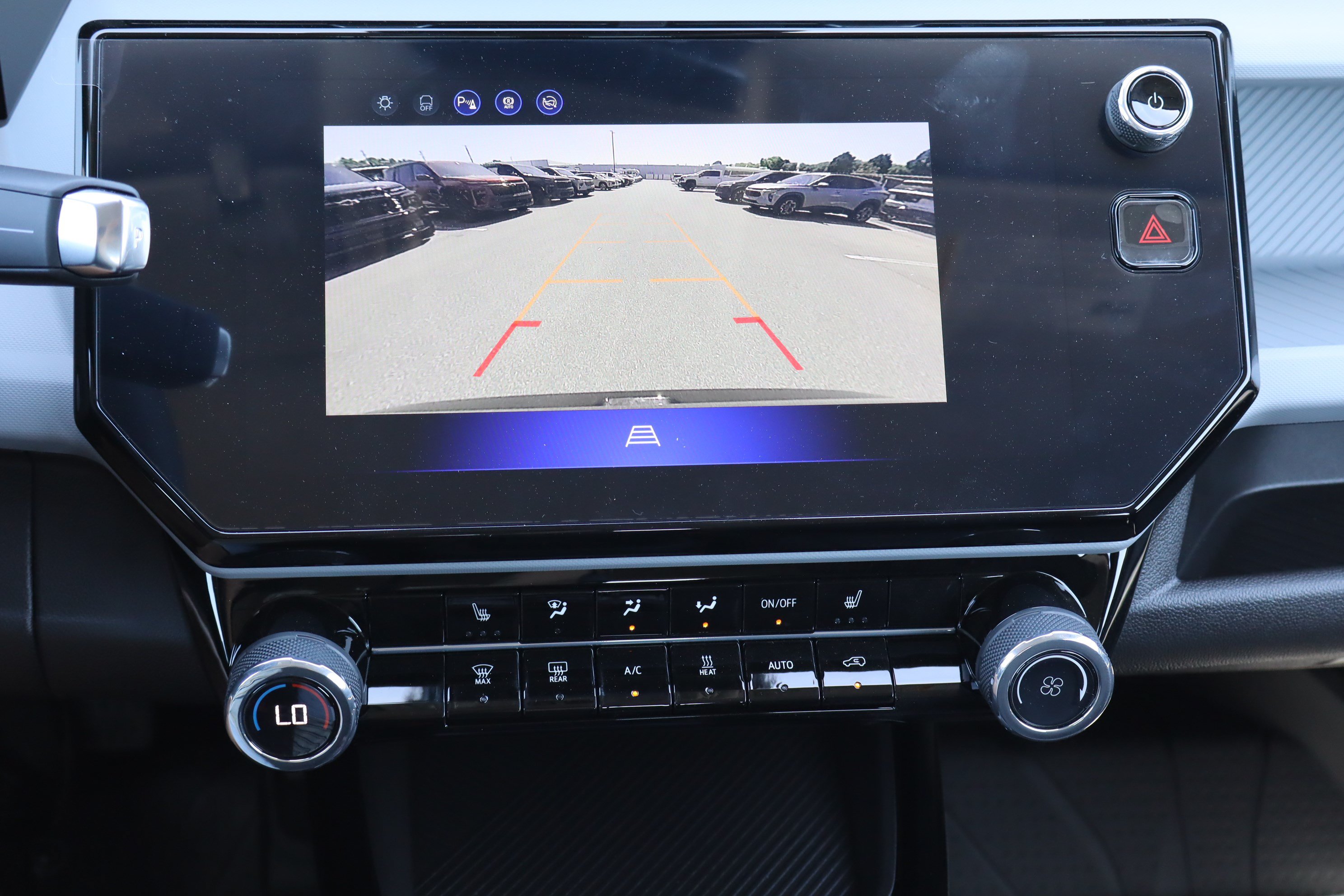 New 2027 Chevrolet Bolt LT w/ Comfort Package FWD image 15