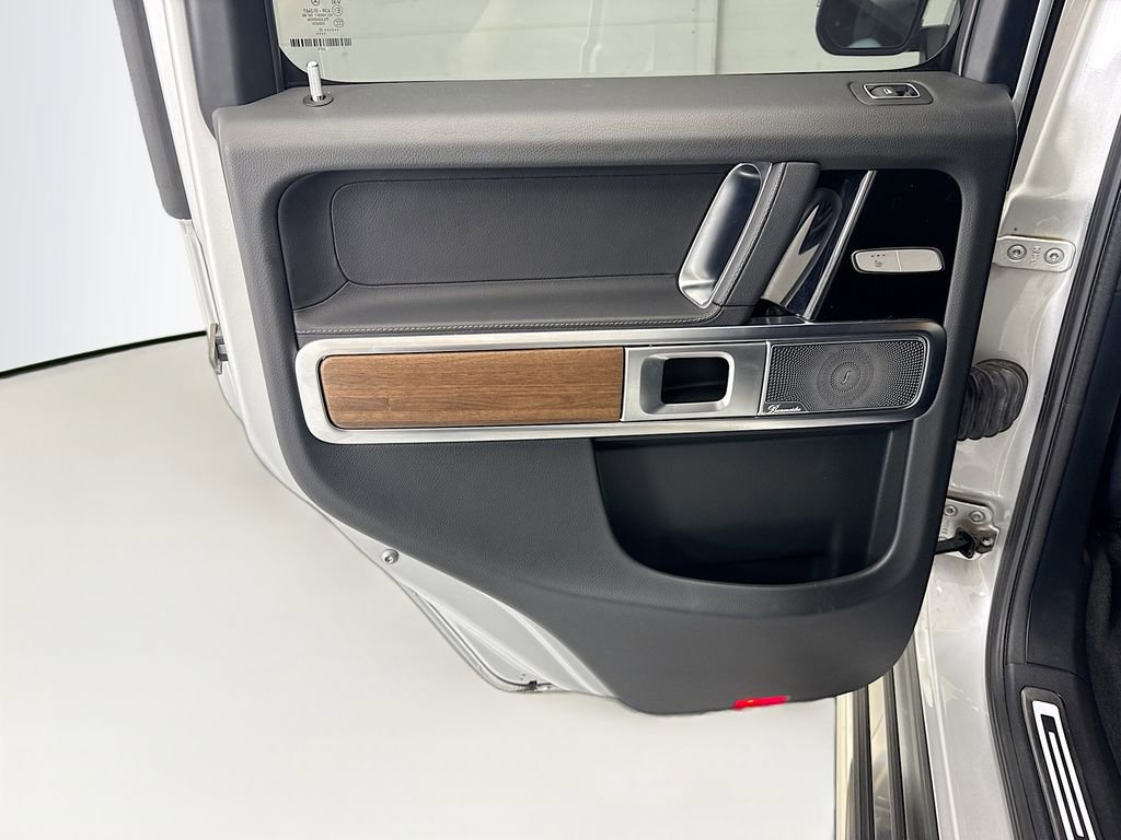 Used 2025 Mercedes-Benz G 550 image 25