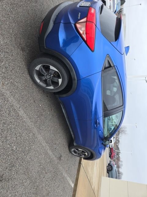 Used 2018 Honda HR-V EX image 8