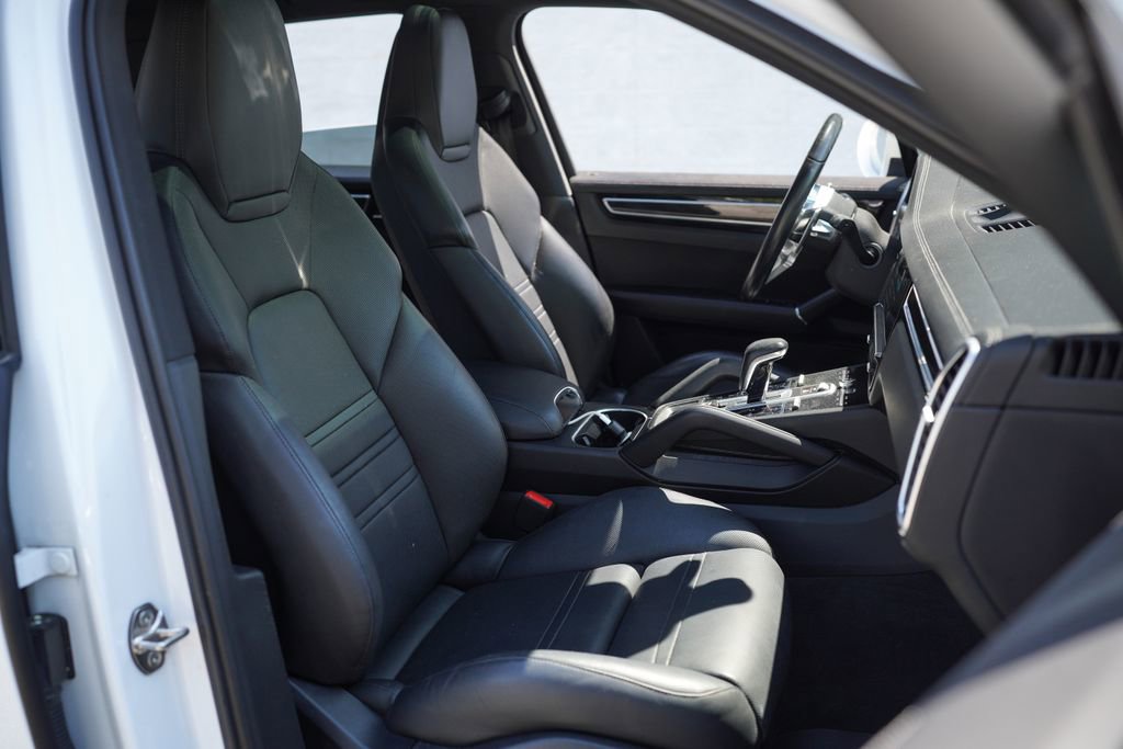 Used 2019 Porsche Cayenne S AWD/4WD image 24