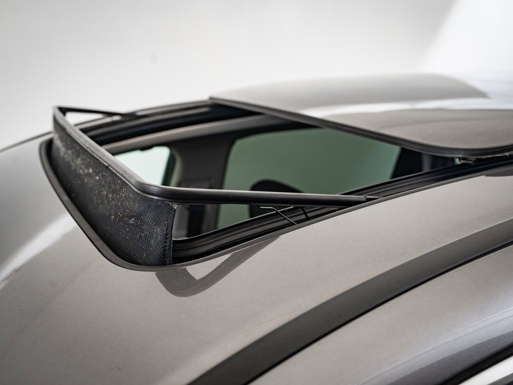 Certified 2025 Acura RDX w/ Technology Package image 14