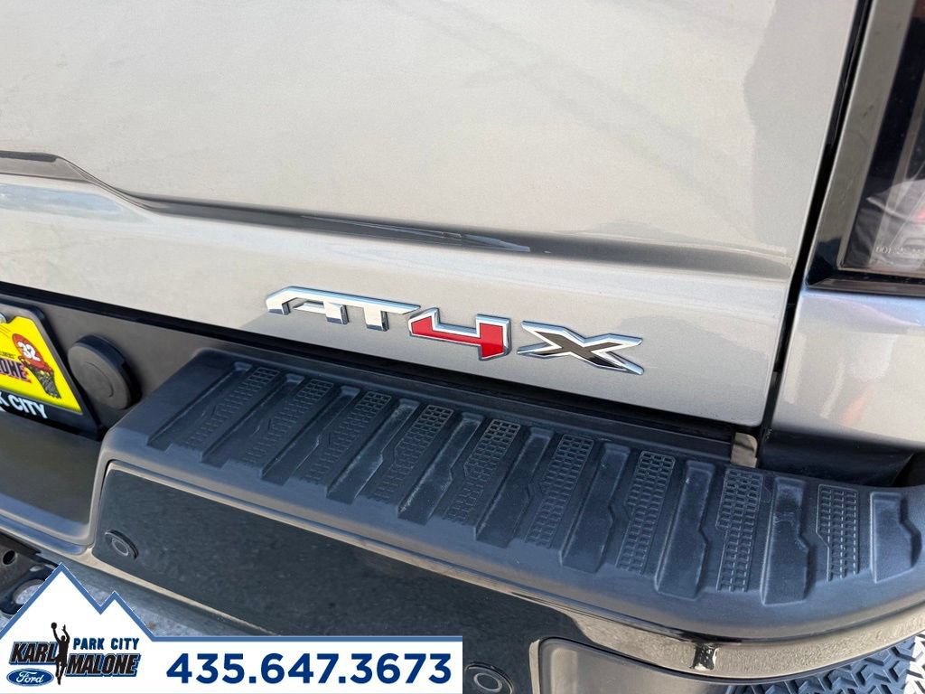 Used 2024 GMC Sierra 2500 AT4X AWD/4WD image 12