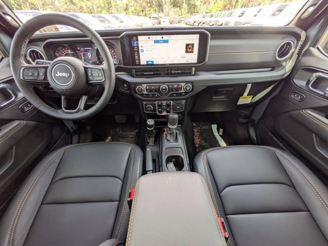 New 2025 Jeep Gladiator Sport image 13