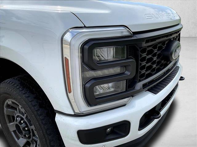 Used 2024 Ford F250 Lariat w/ Lariat Ultimate Package AWD/4WD image 28