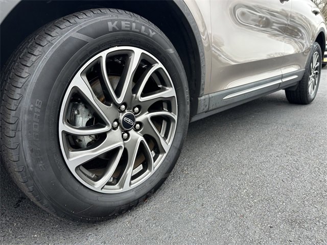 Used 2020 Lincoln Corsair AWD w/ Equipment Group 101A image 12