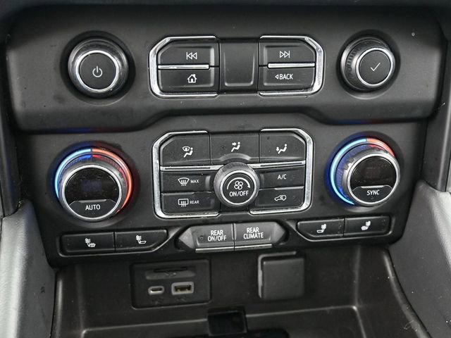 Used 2021 Chevrolet Tahoe Z71 w/ Luxury Package image 22