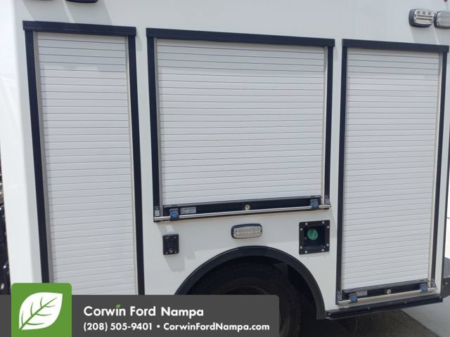 New 2024 Ford F550 4x4 Crew Cab Super Duty image 31