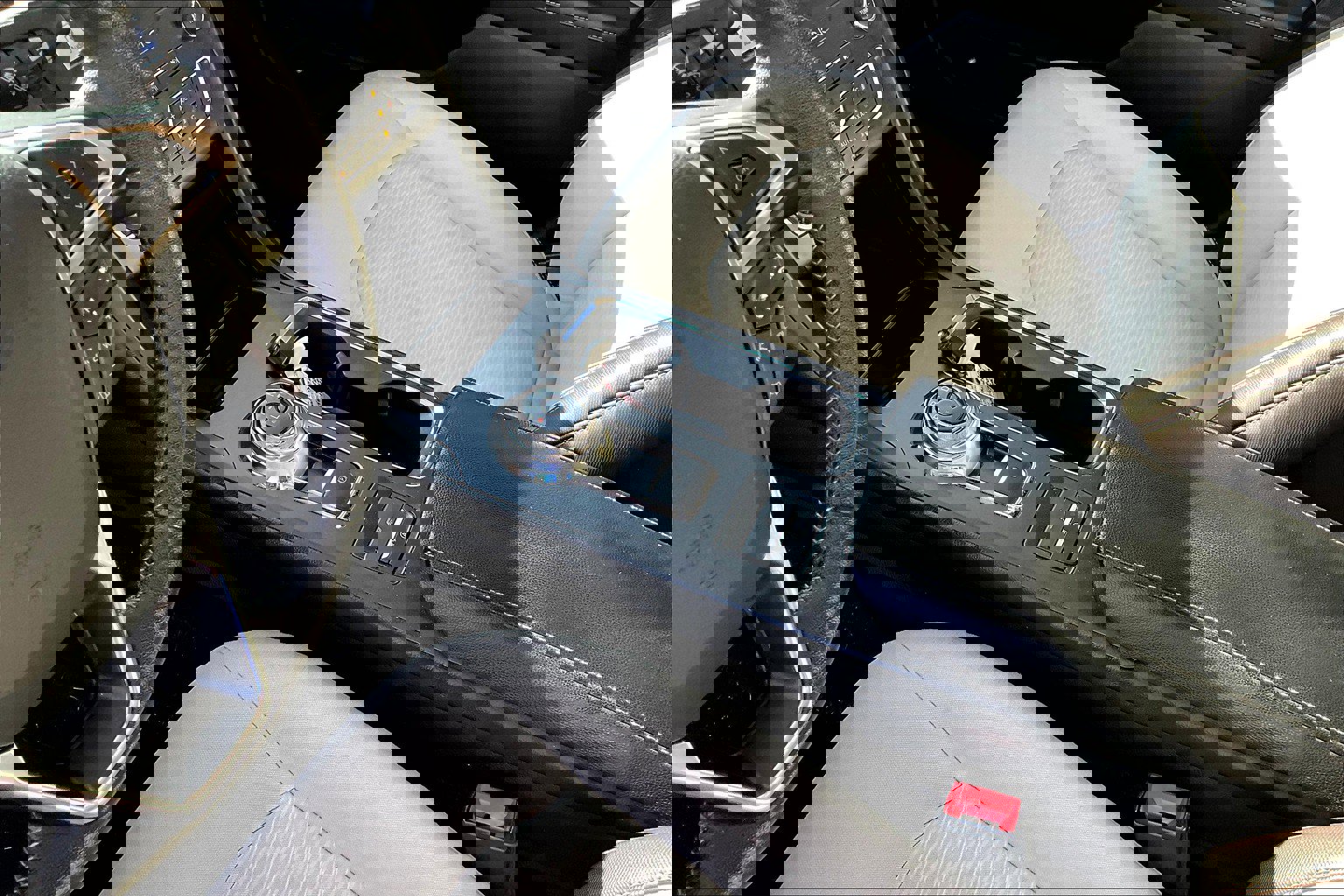 Used 2020 Ford Fusion SE w/ Equipment Group 151A image 15