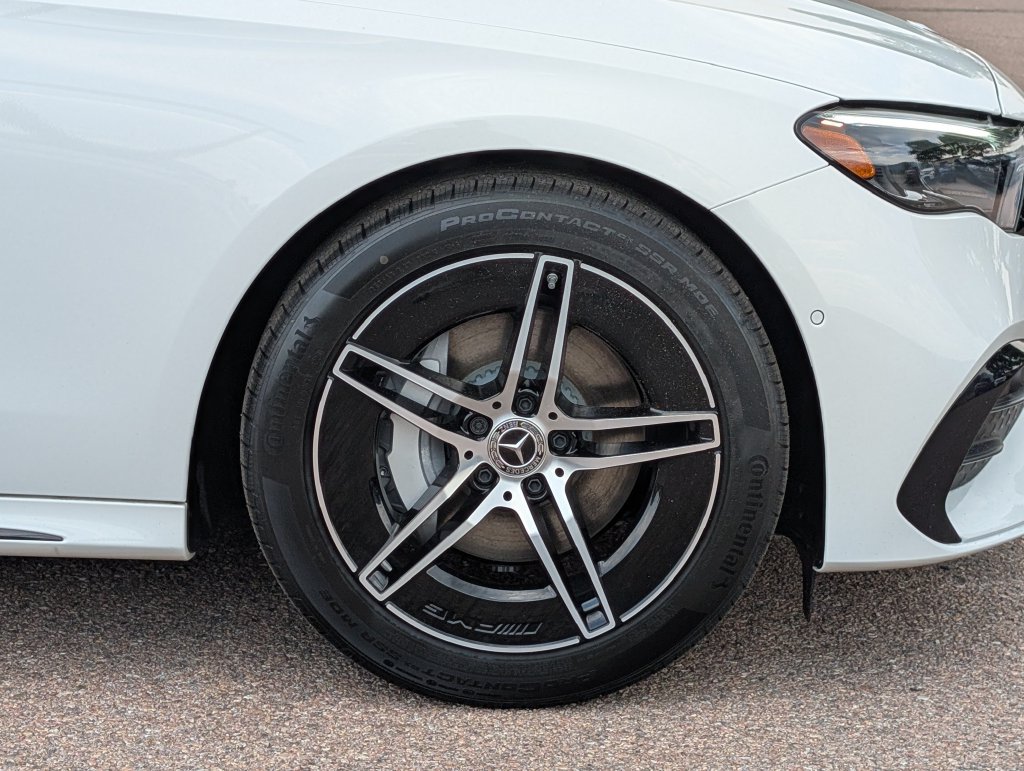 New 2026 Mercedes-Benz E 350 4MATIC Sedan image 10