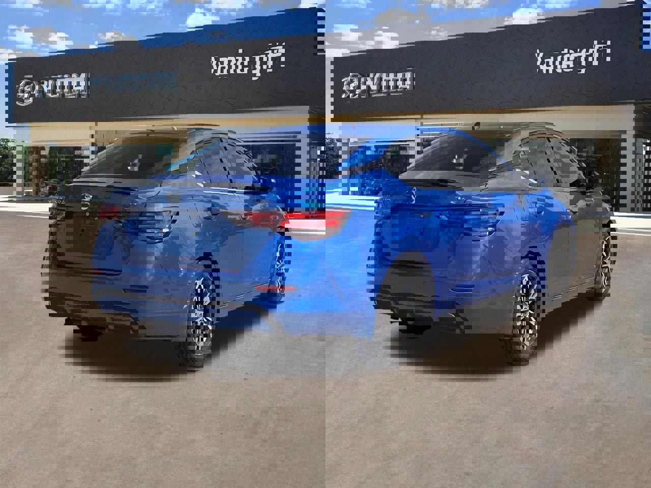 Used 2021 Nissan Sentra SV w/ Trunk Package image 14