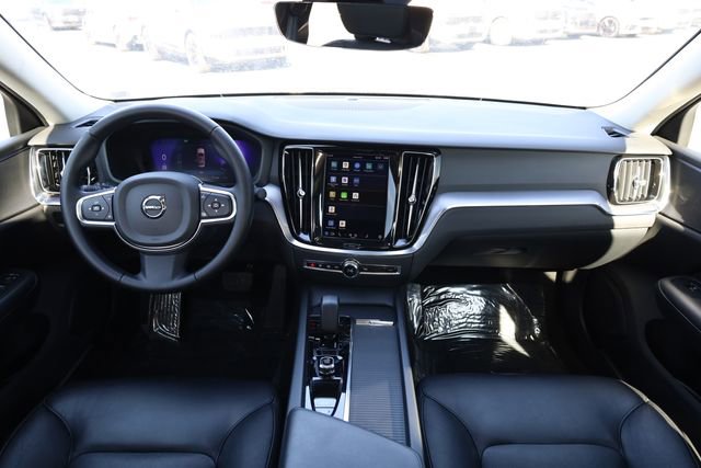Used 2024 Volvo S60 B5 Core image 14