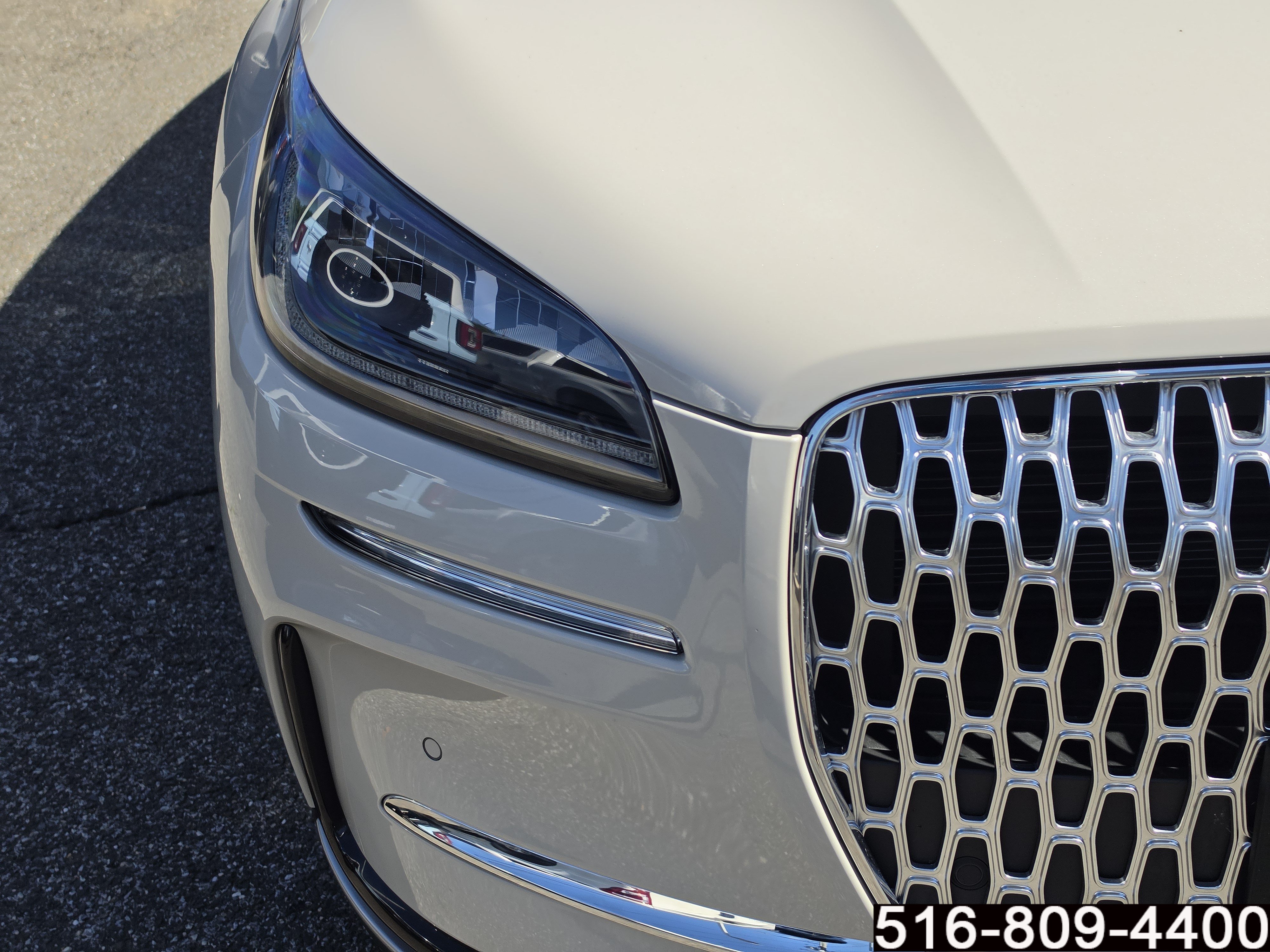 Used 2023 Lincoln Corsair AWD w/ Equipment Group 101A image 10