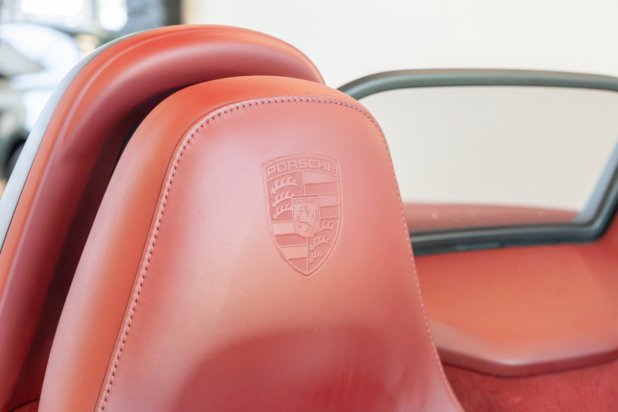 Used 2021 Porsche 718 Boxster RWD image 49