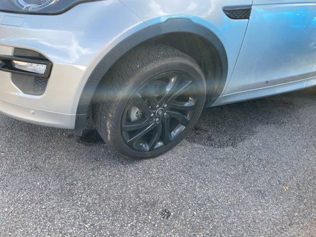 Used 2017 Land Rover Discovery Sport HSE image 19