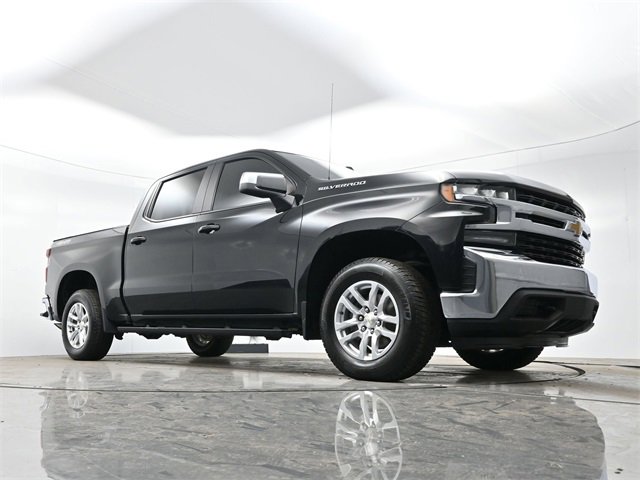 Used 2020 Chevrolet Silverado 1500 LT w/ Convenience Package image 23