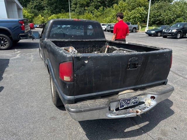 Used 2000 Chevrolet S10 Pickup LS w/ Preferred Equipment Group RWD image 6