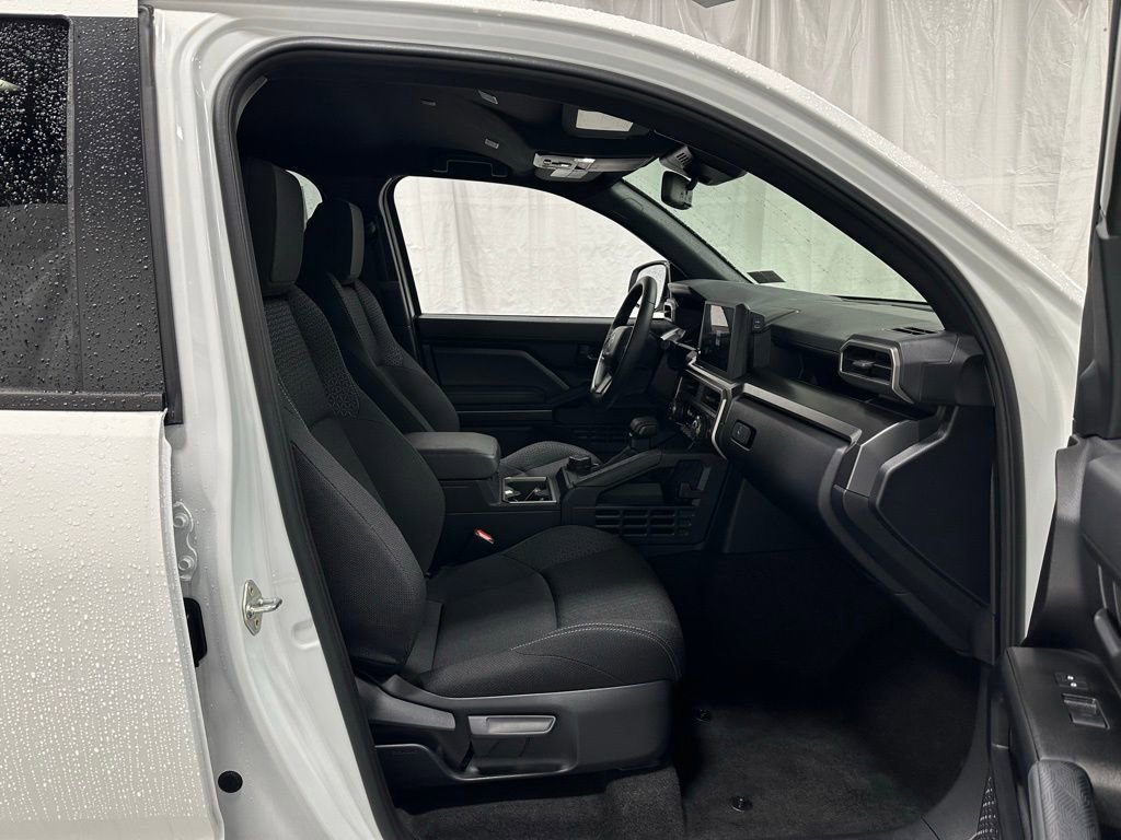 Used 2025 Toyota 4Runner SR5 image 44