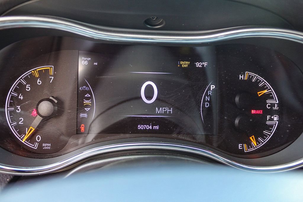 Used 2019 Jeep Grand Cherokee Trailhawk w/ Trailhawk Luxury Group image 28