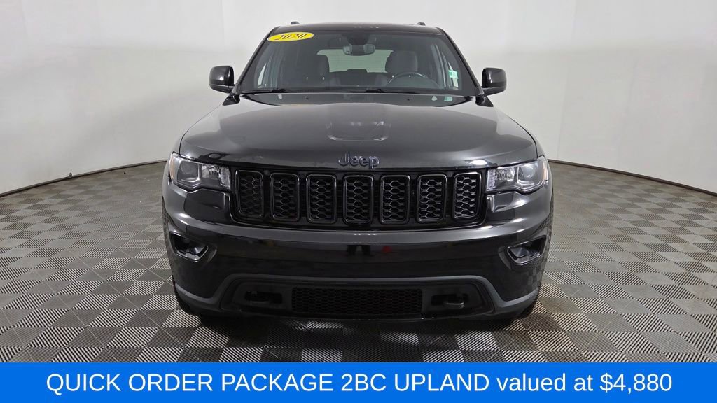 Used 2020 Jeep Grand Cherokee Laredo AWD/4WD image 2
