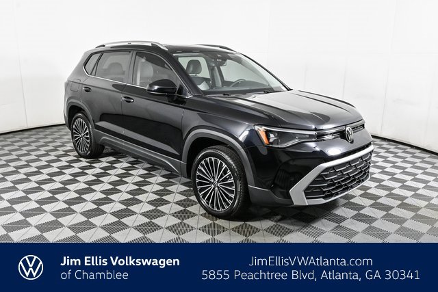 New 2025 Volkswagen Taos SE