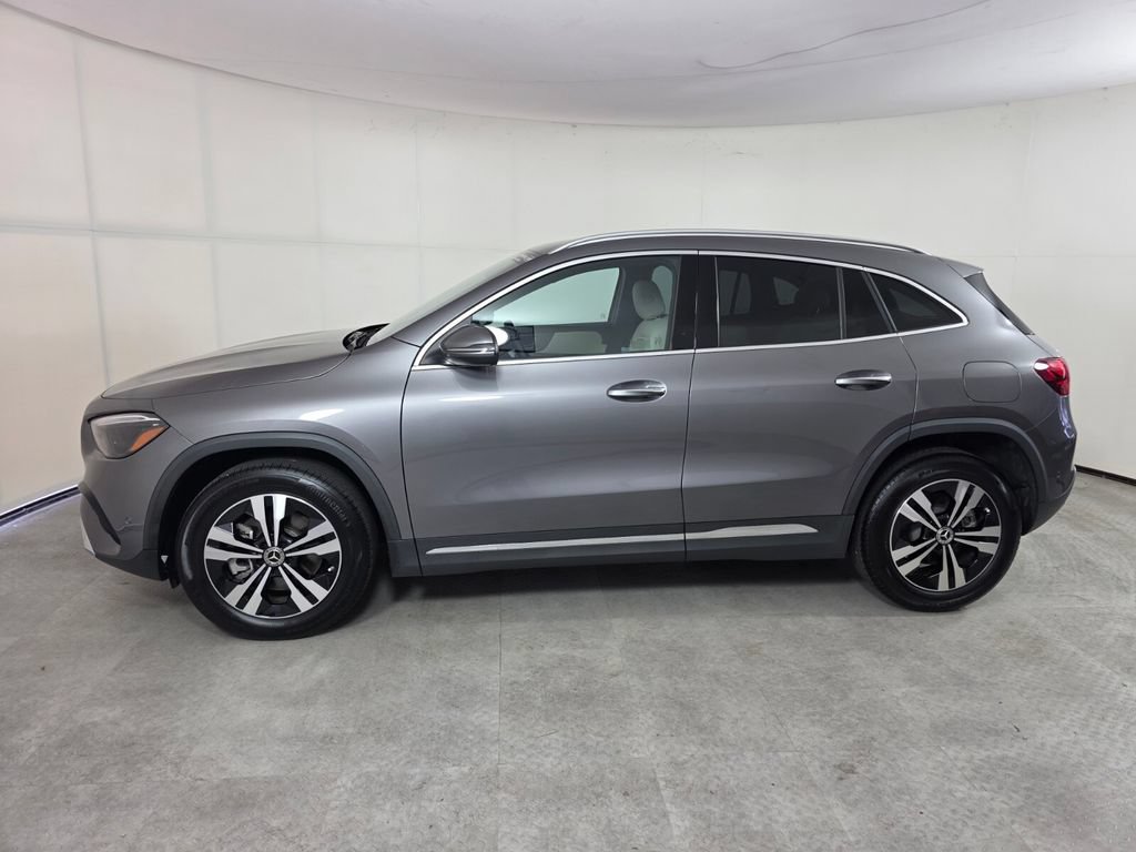 Certified 2025 Mercedes-Benz GLA 250 image 7