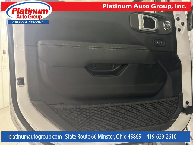 Used 2023 Jeep Gladiator Overland image 46