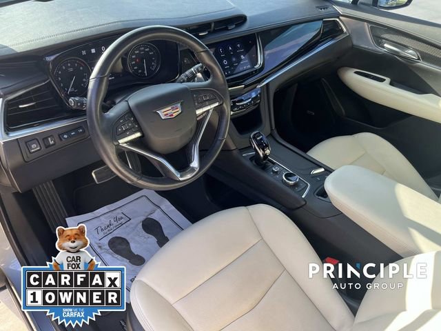 Used 2023 Cadillac XT6 Sport w/ Technology Package AWD/4WD image 17