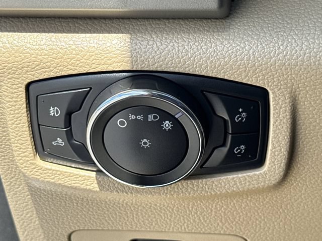 Used 2017 Ford F250 Lariat w/ Chrome Package AWD/4WD image 41