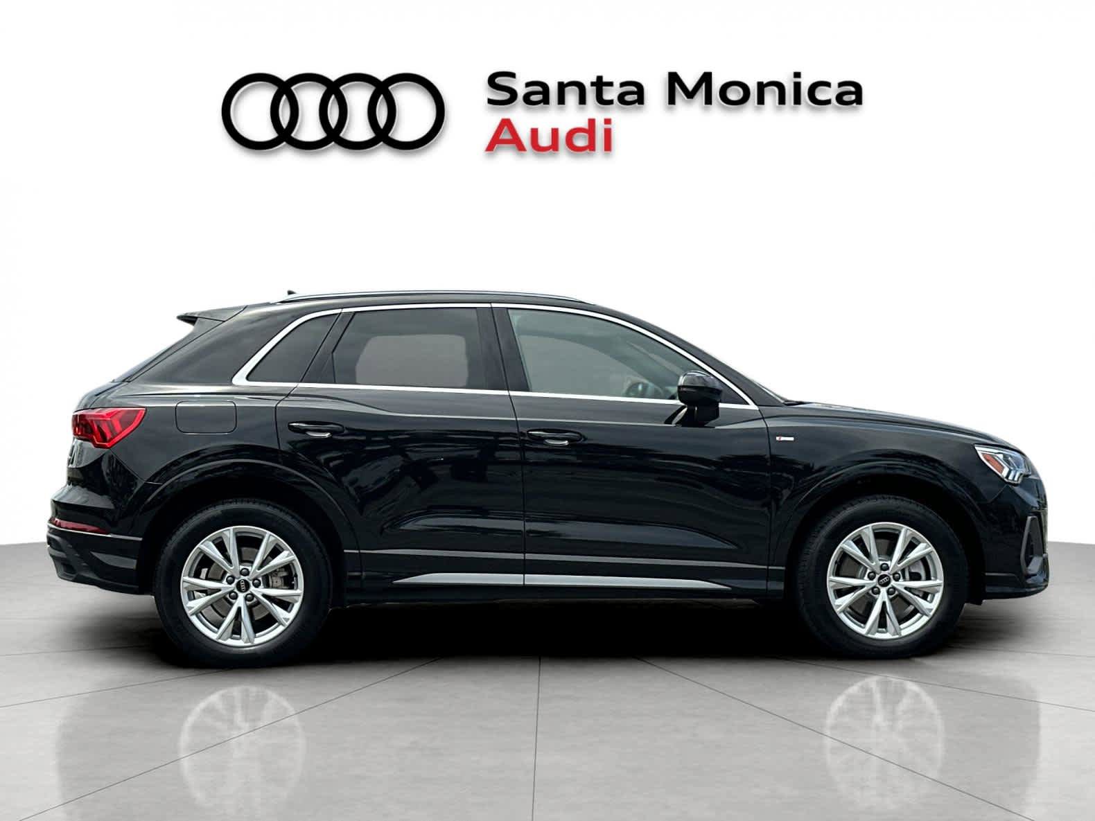 Used 2025 Audi Q3 2.0T Premium w/ Convenience Package AWD/4WD image 8