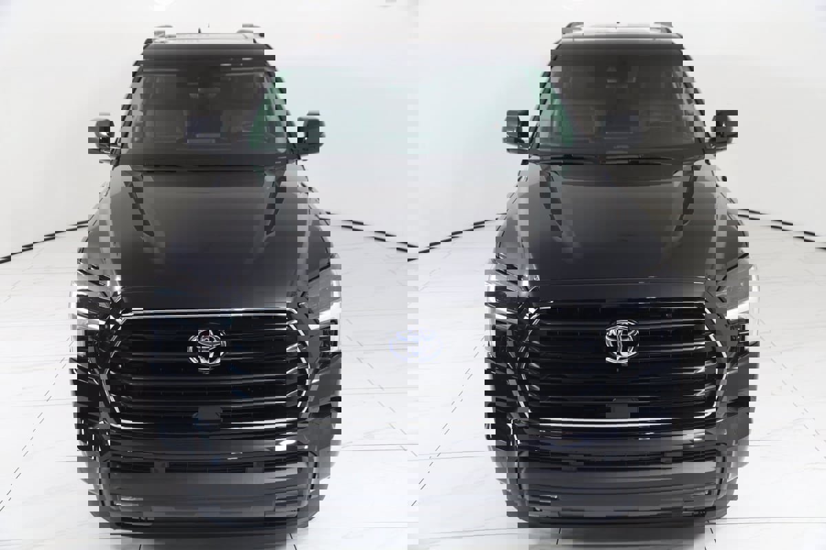 Used 2024 Toyota Sequoia Limited image 74