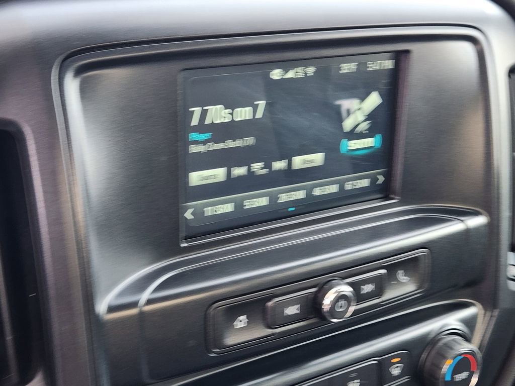 Used 2018 Chevrolet Silverado 1500 Custom w/ Custom Value Package image 7