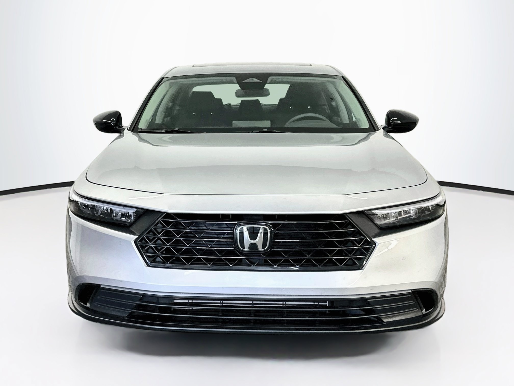 Used 2025 Honda Accord SE image 2