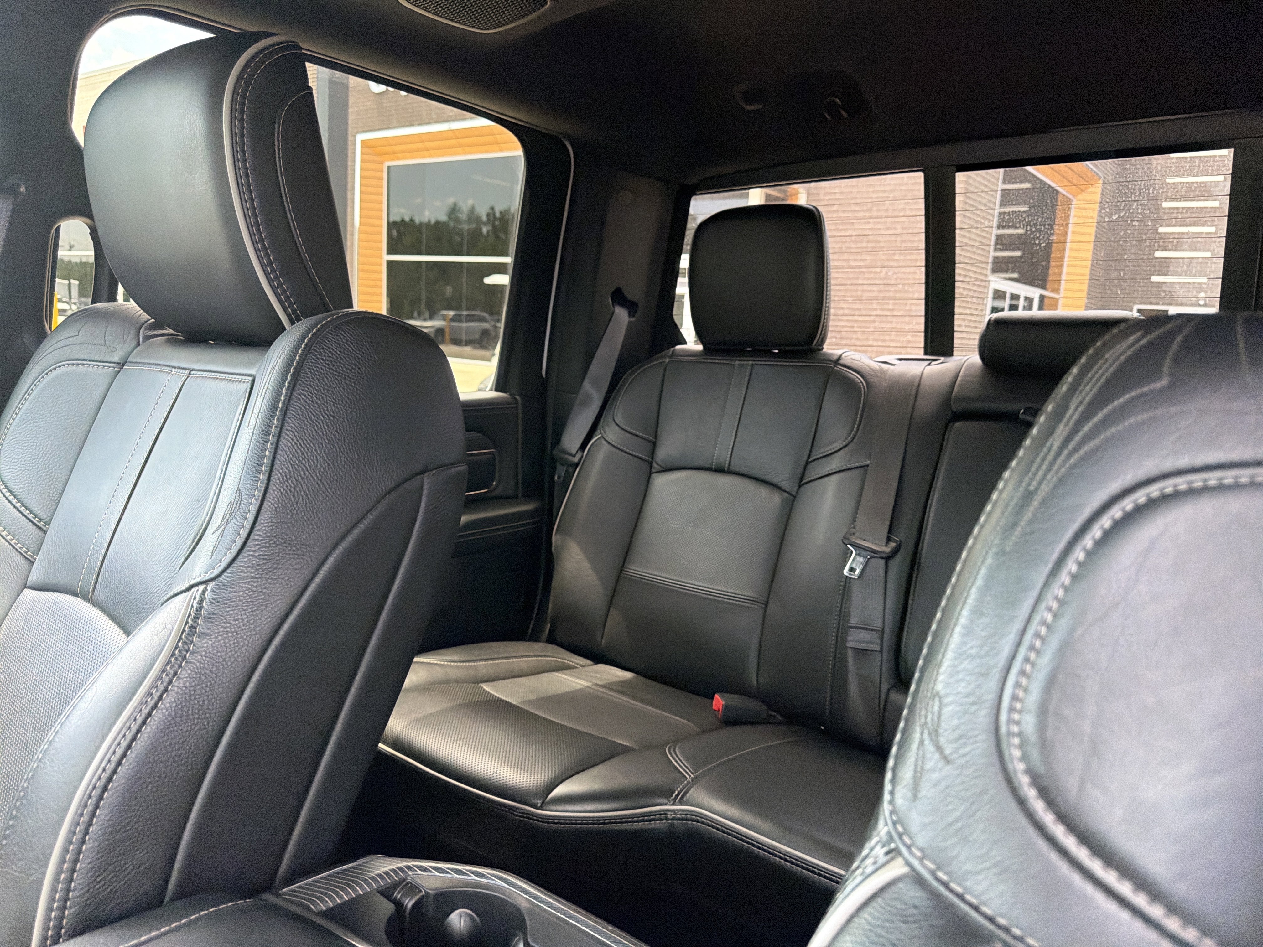 Used 2020 RAM 2500 Limited AWD/4WD image 42
