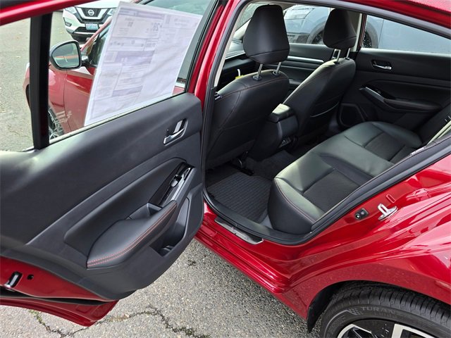 New 2025 Nissan Altima 2.5 SR image 12